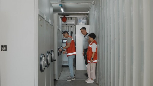 Müzenin taşınma şeklini görenler hayranlık duydu!